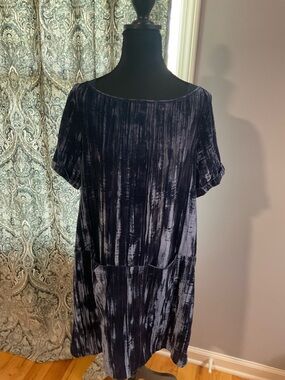 Source Unknown Velvet Ribbed Slip Dress in Deep Navy